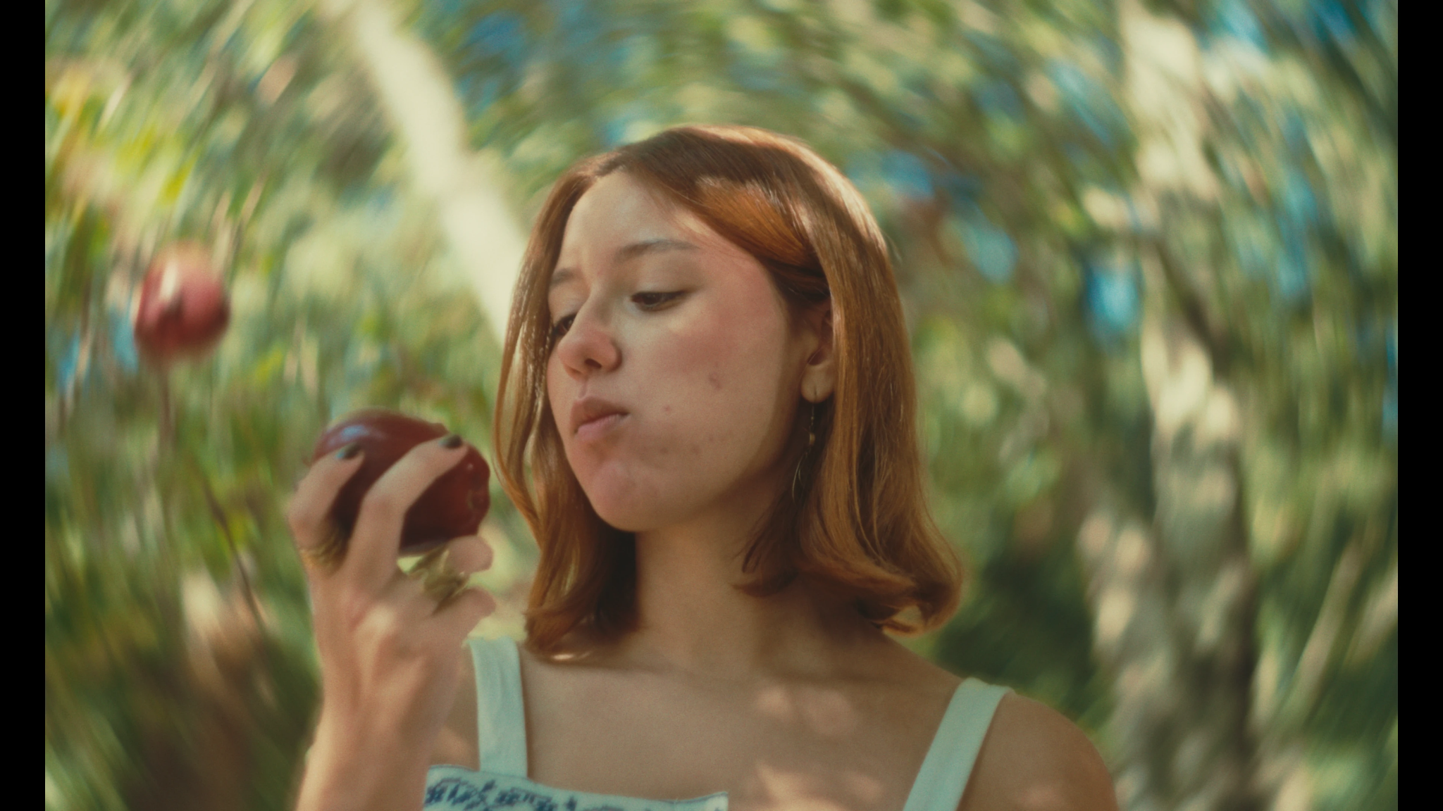 Still from Ouro Aveline